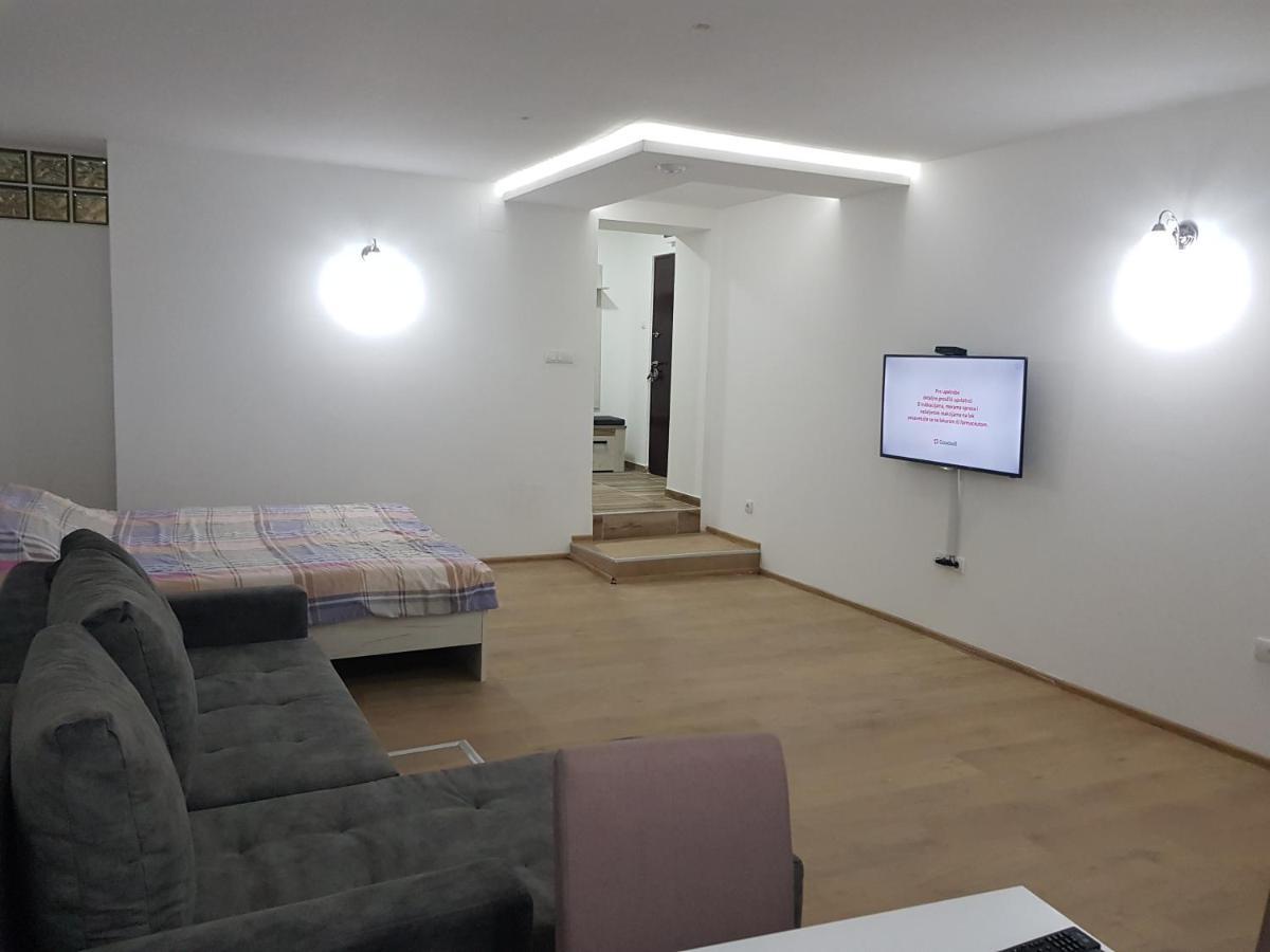 Apartment Viktor 2 Jacuzzi